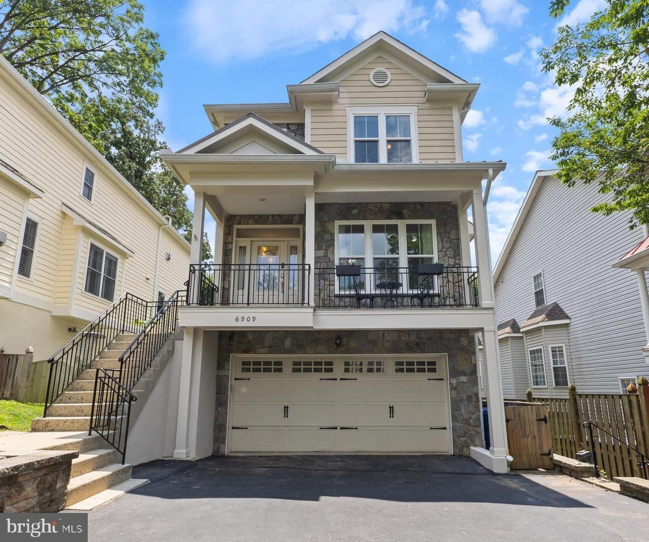 6909 Willow - Photo 1