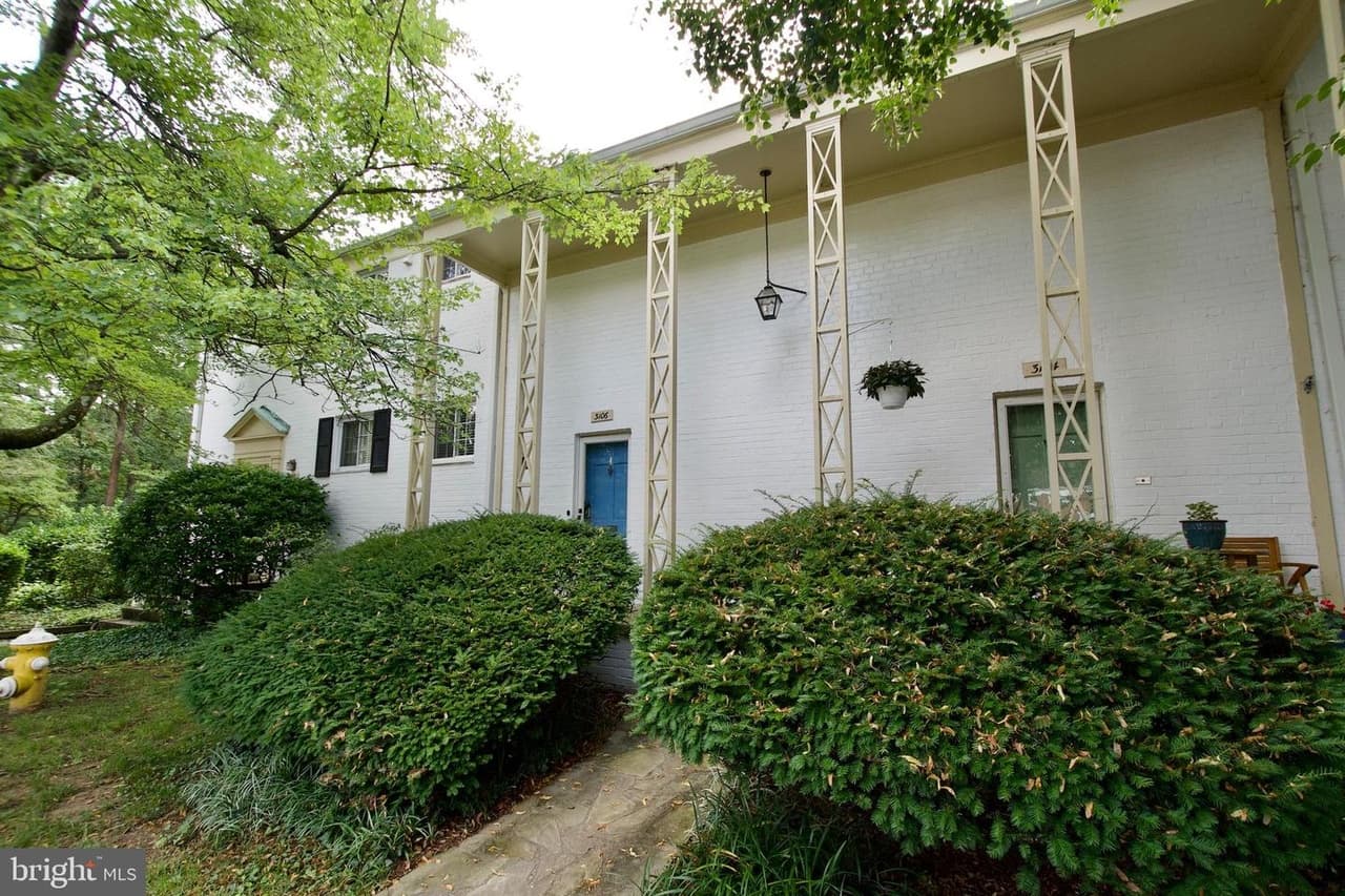 3106 Ravensworth - Photo 1