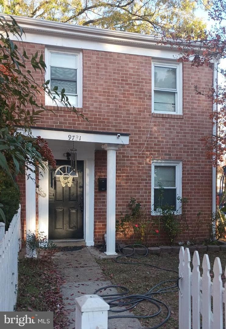 9731 Pickett - Photo 1