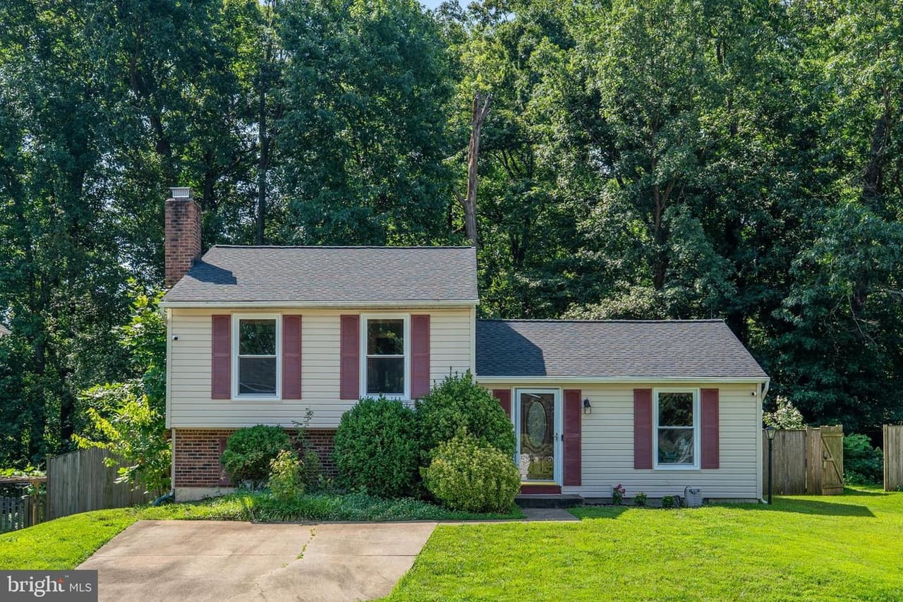 7627 Fallswood - Photo 1