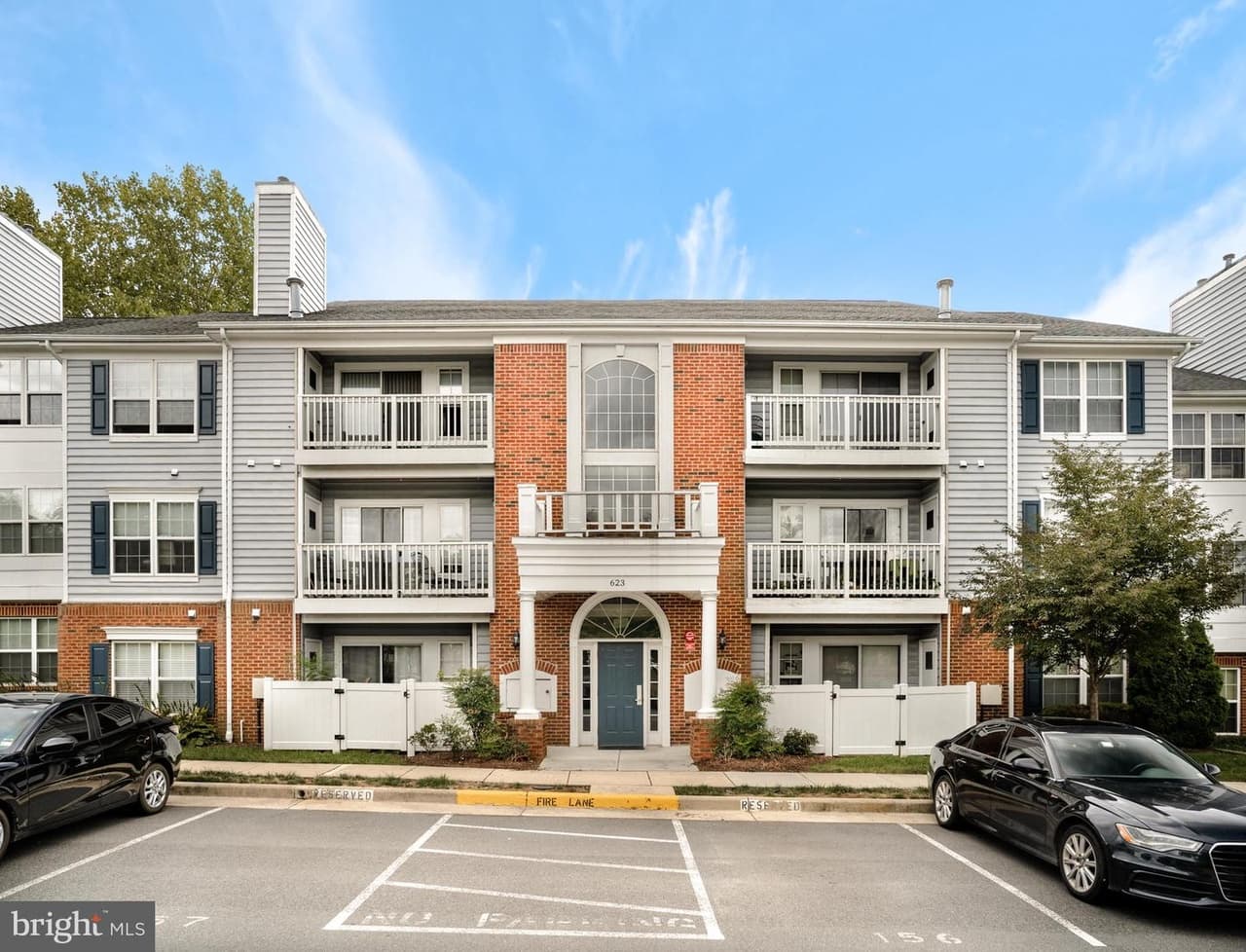 623 Constellation Unit#L - Photo 1