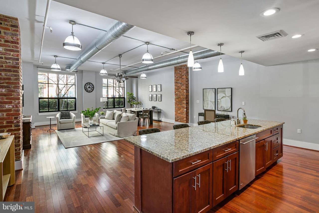 1600 Clarendon Unit#W106 - Photo 1