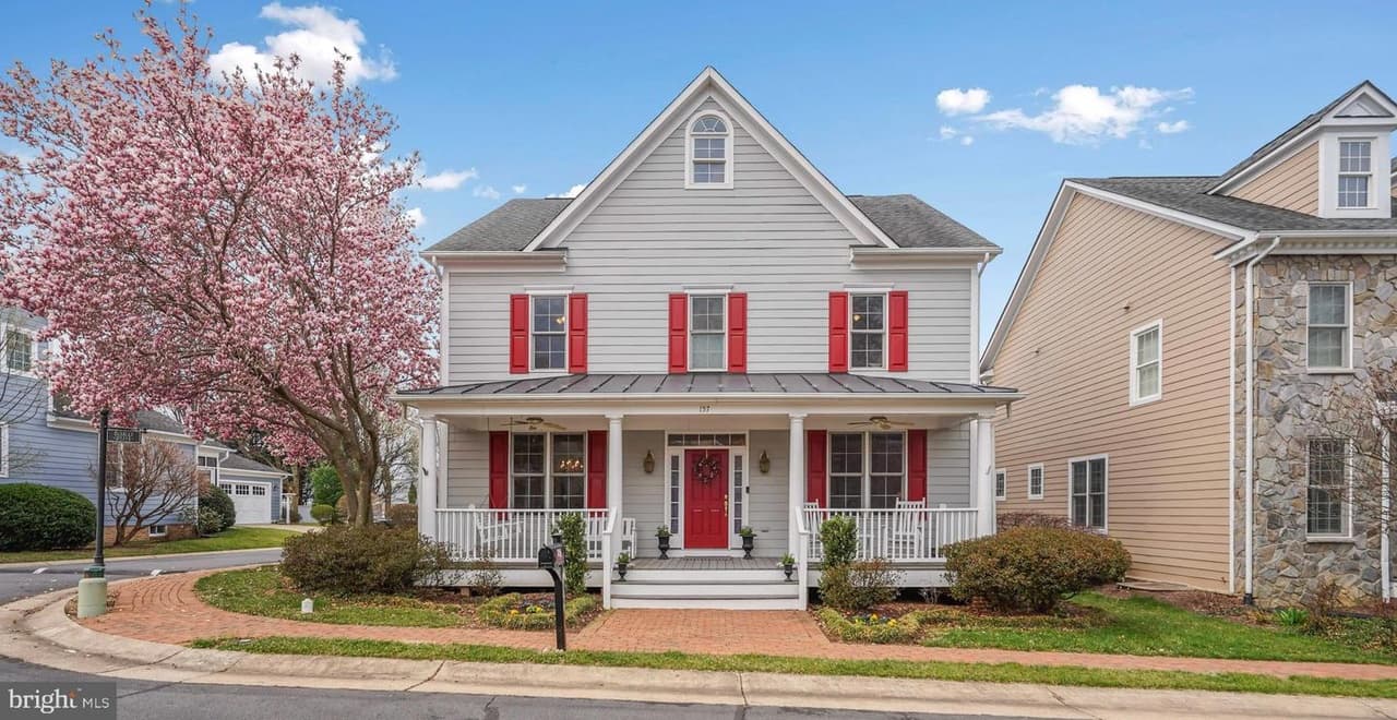 157 Desales - Photo 1