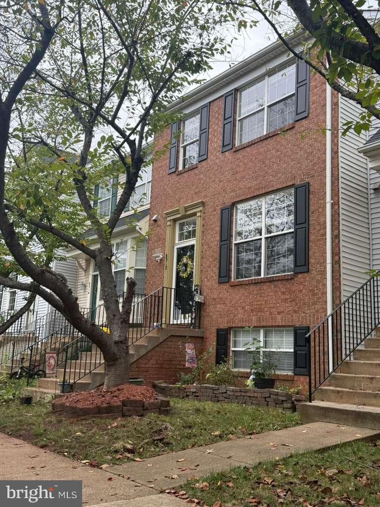 8312 Wallace - Photo 1