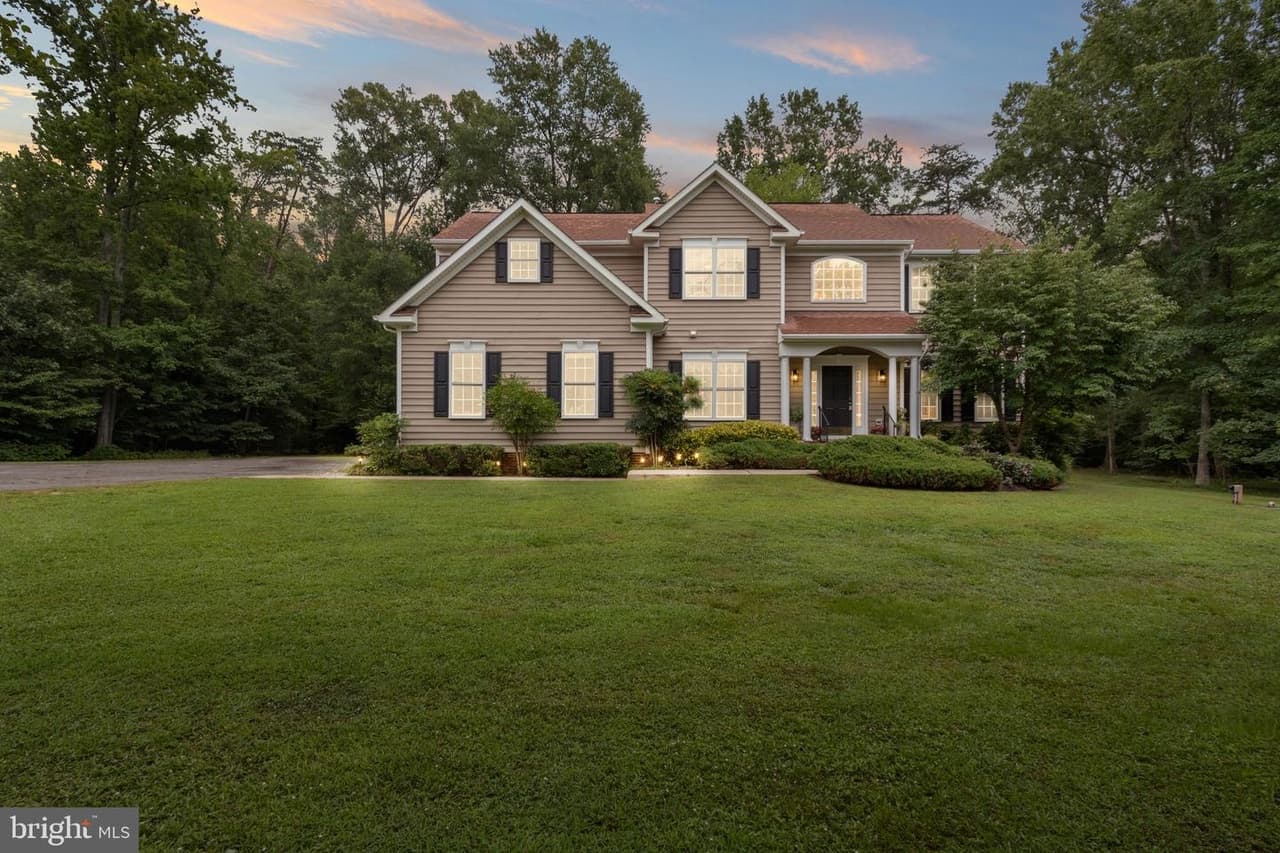 115 Town And Country - Photo 1