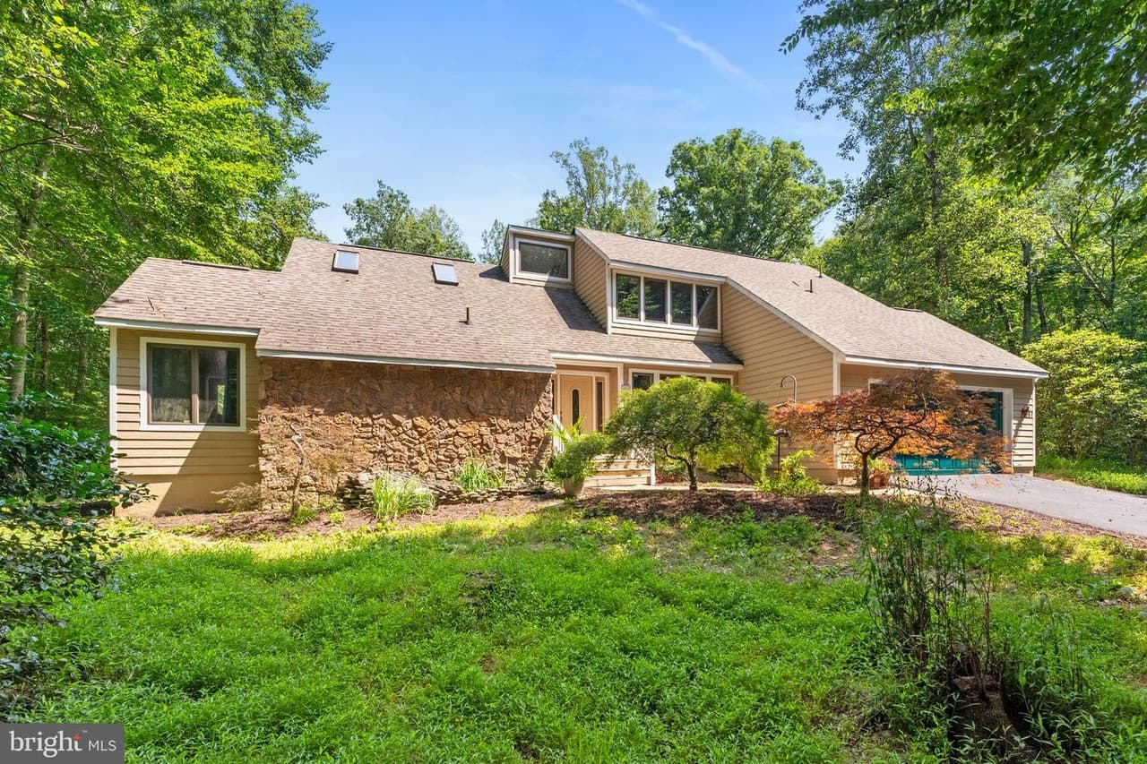 8911 Millwood - Photo 1