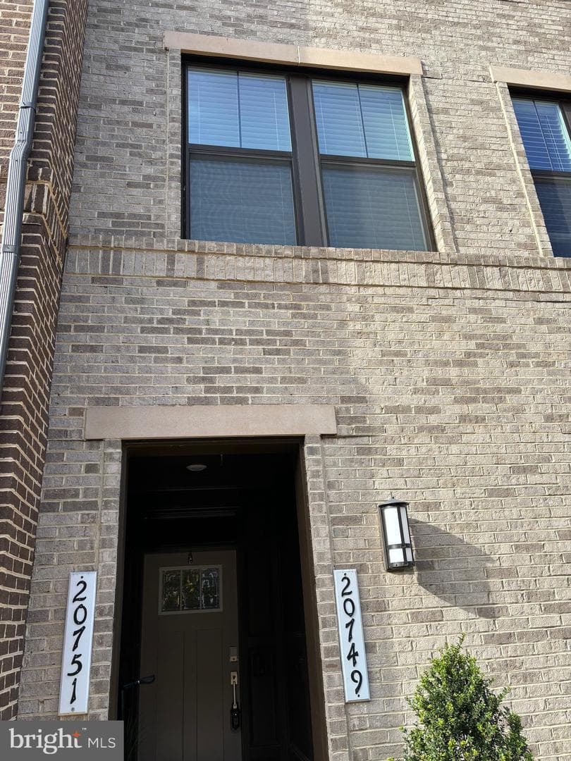 20751 Heron Landing - Photo 1