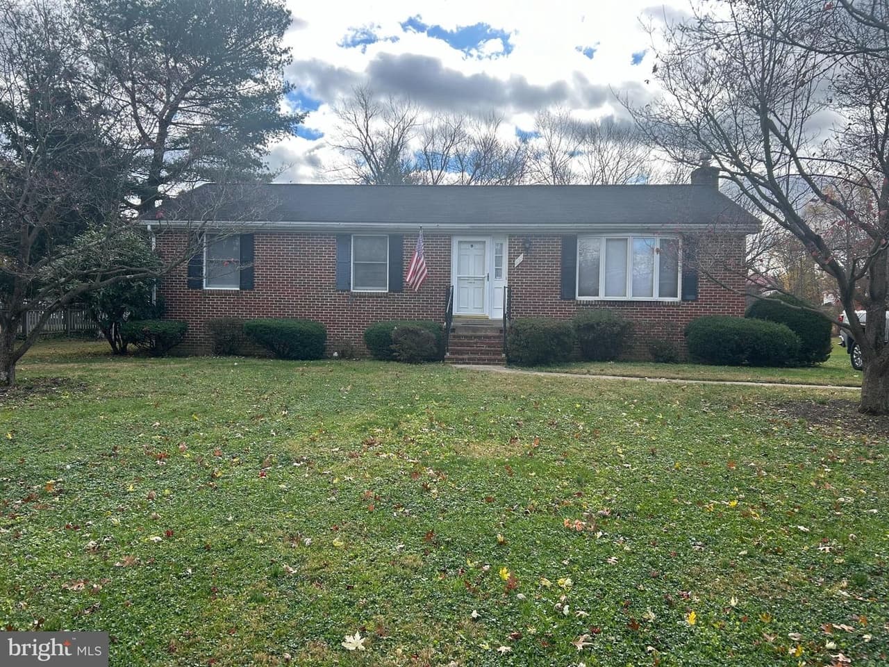 233 W Virginia - Photo 1