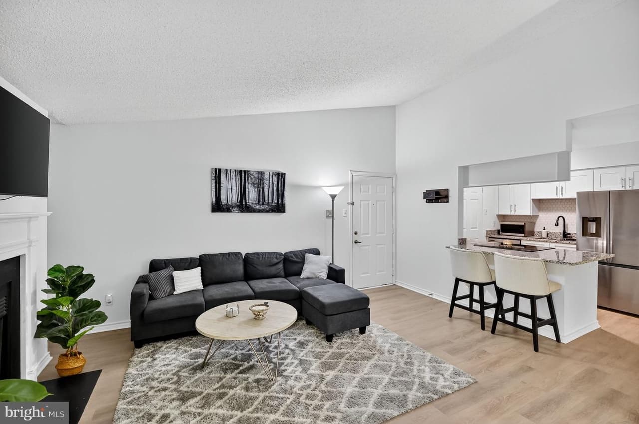 1530 Lincoln Way Unit#302 - Photo 1