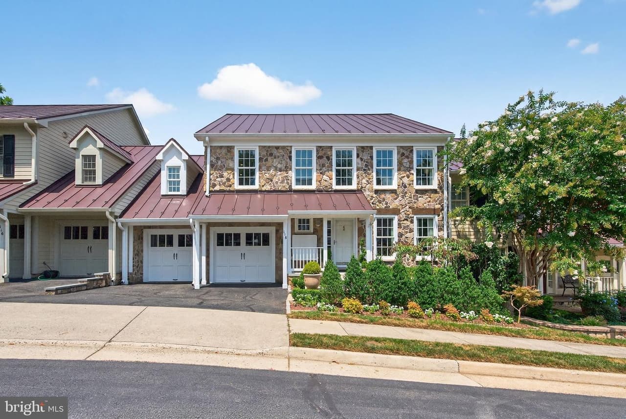 118 N Jay - Photo 1