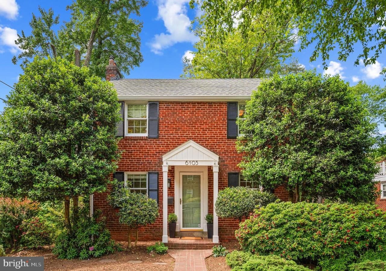 6105 Brook - Photo 1