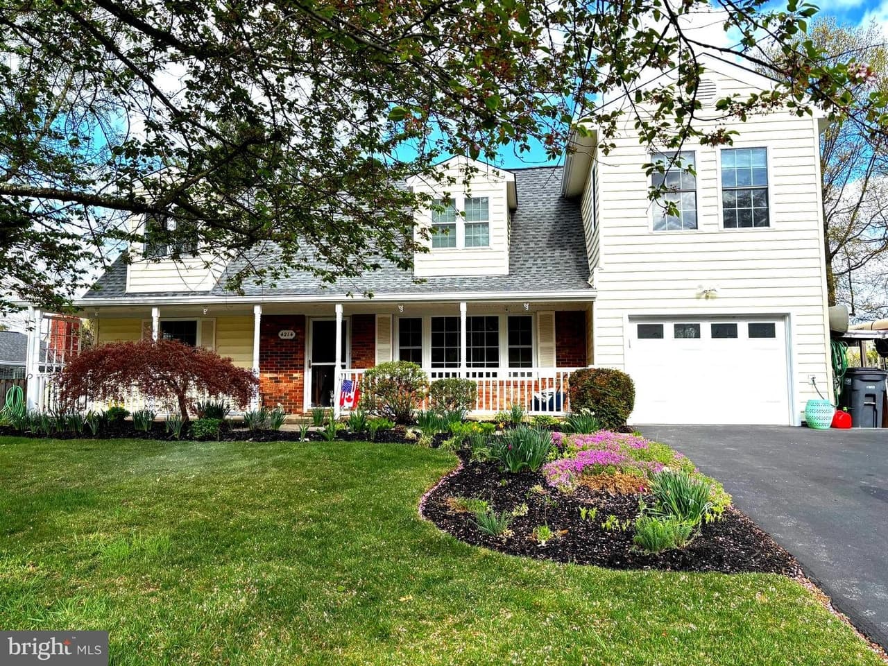 4214 Plaza - Photo 1