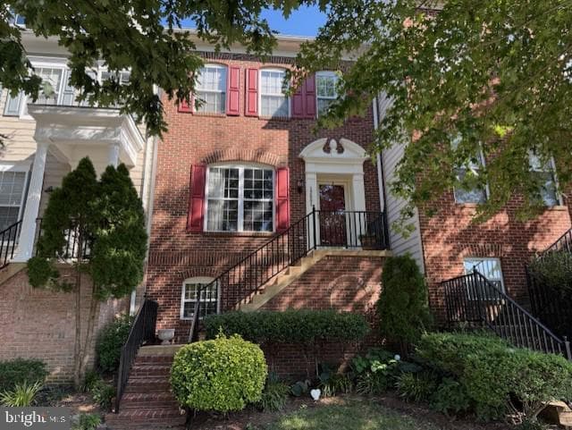 13861 Palisades - Photo 1