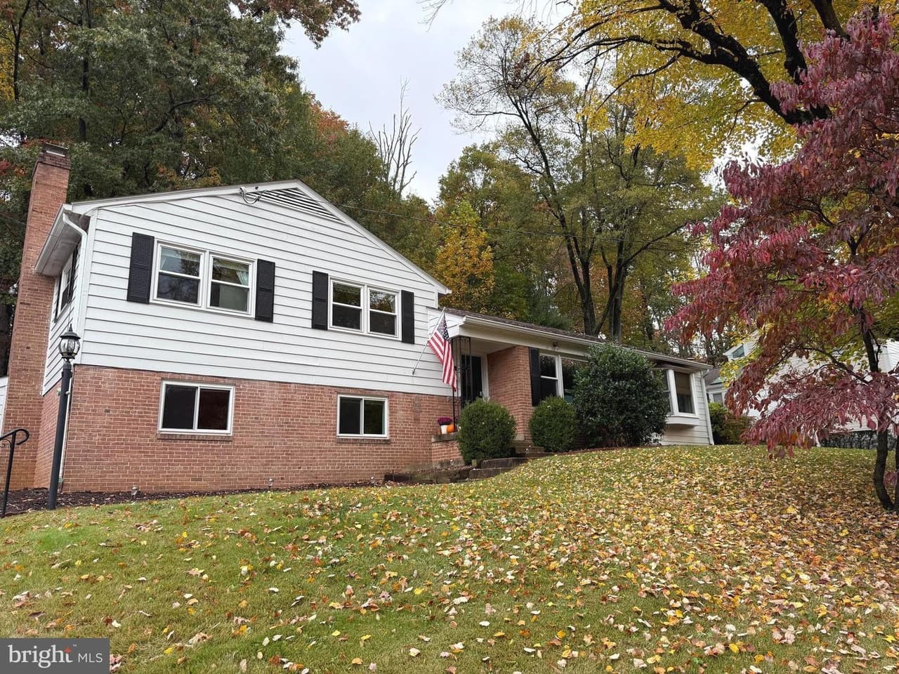 6222 Beachway - Photo 1