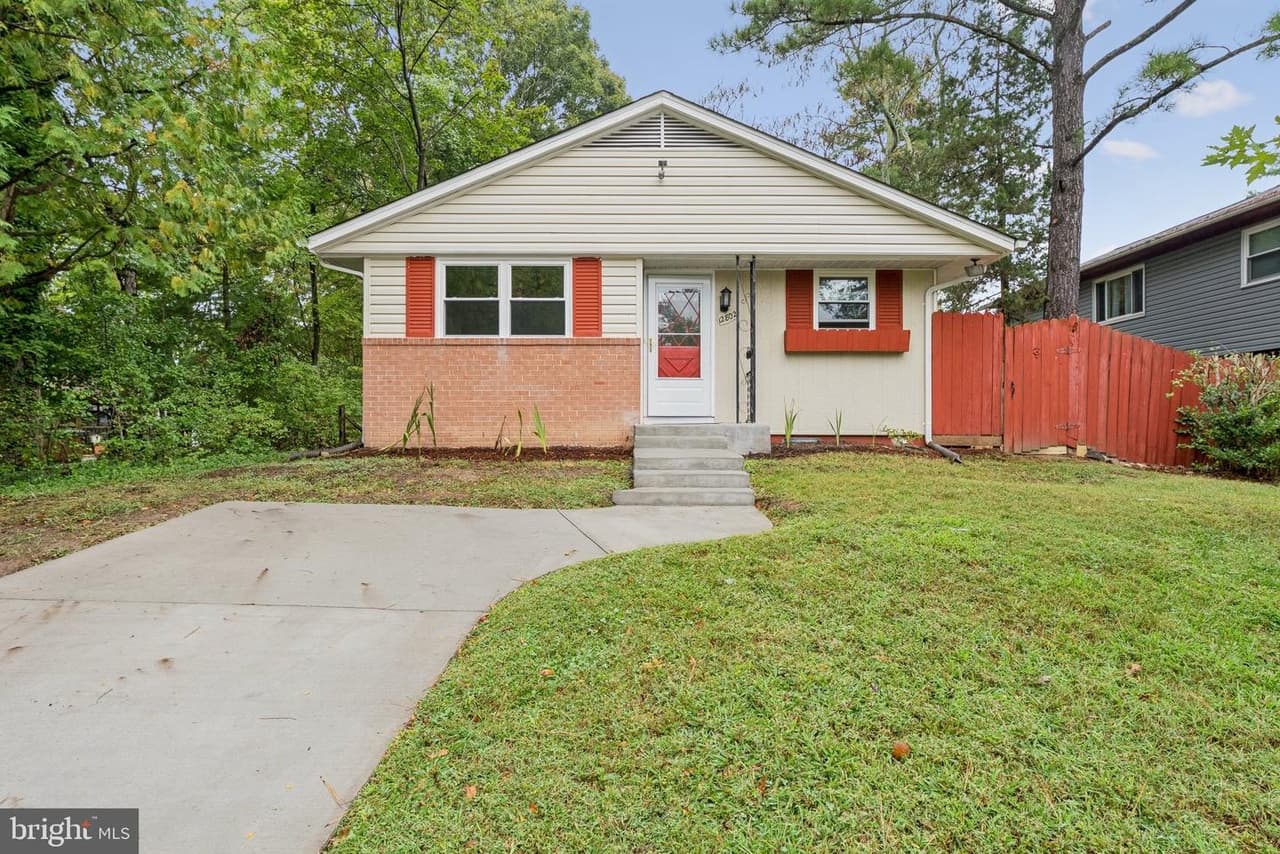 12802 Valleywood - Photo 1