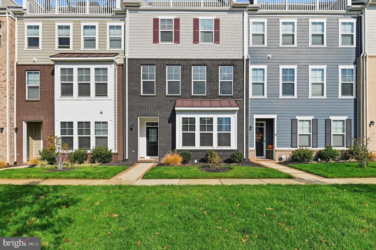 1490 Meadowlark Glen - Photo 1