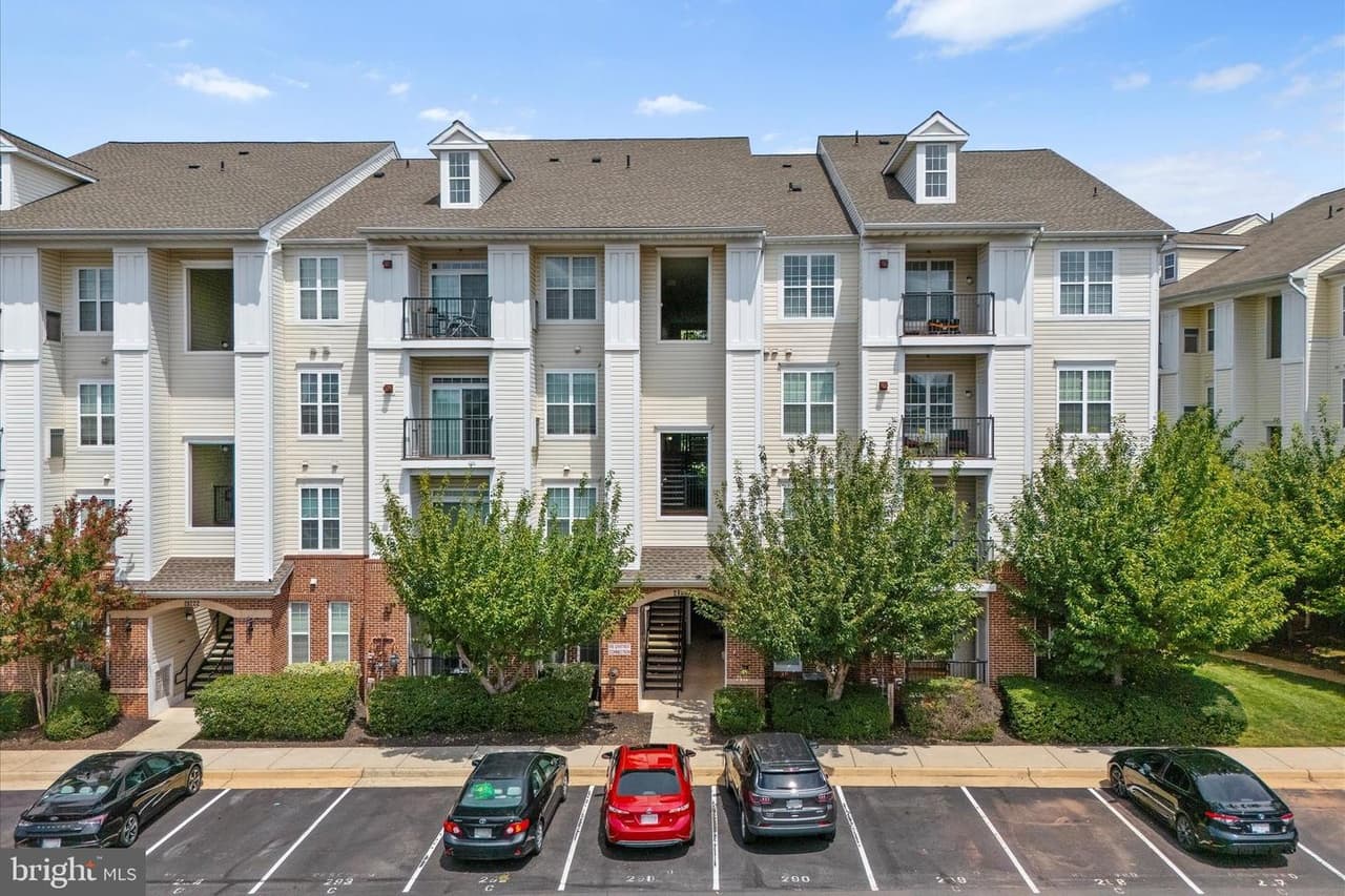 21228 Mcfadden Unit#411 - Photo 1