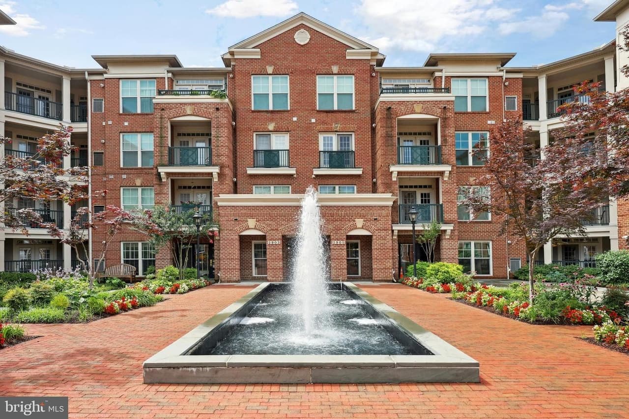 2903 Saintsbury Unit#401 - Photo 1