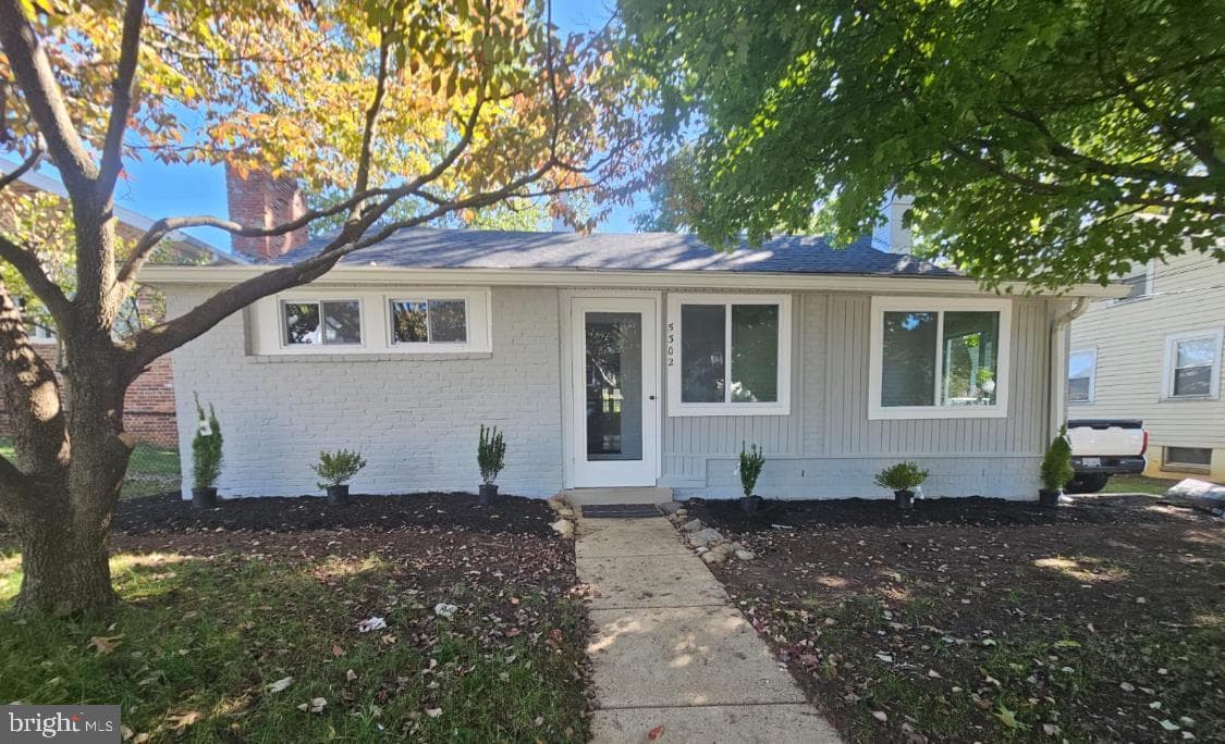 5302 5Th - Photo 1