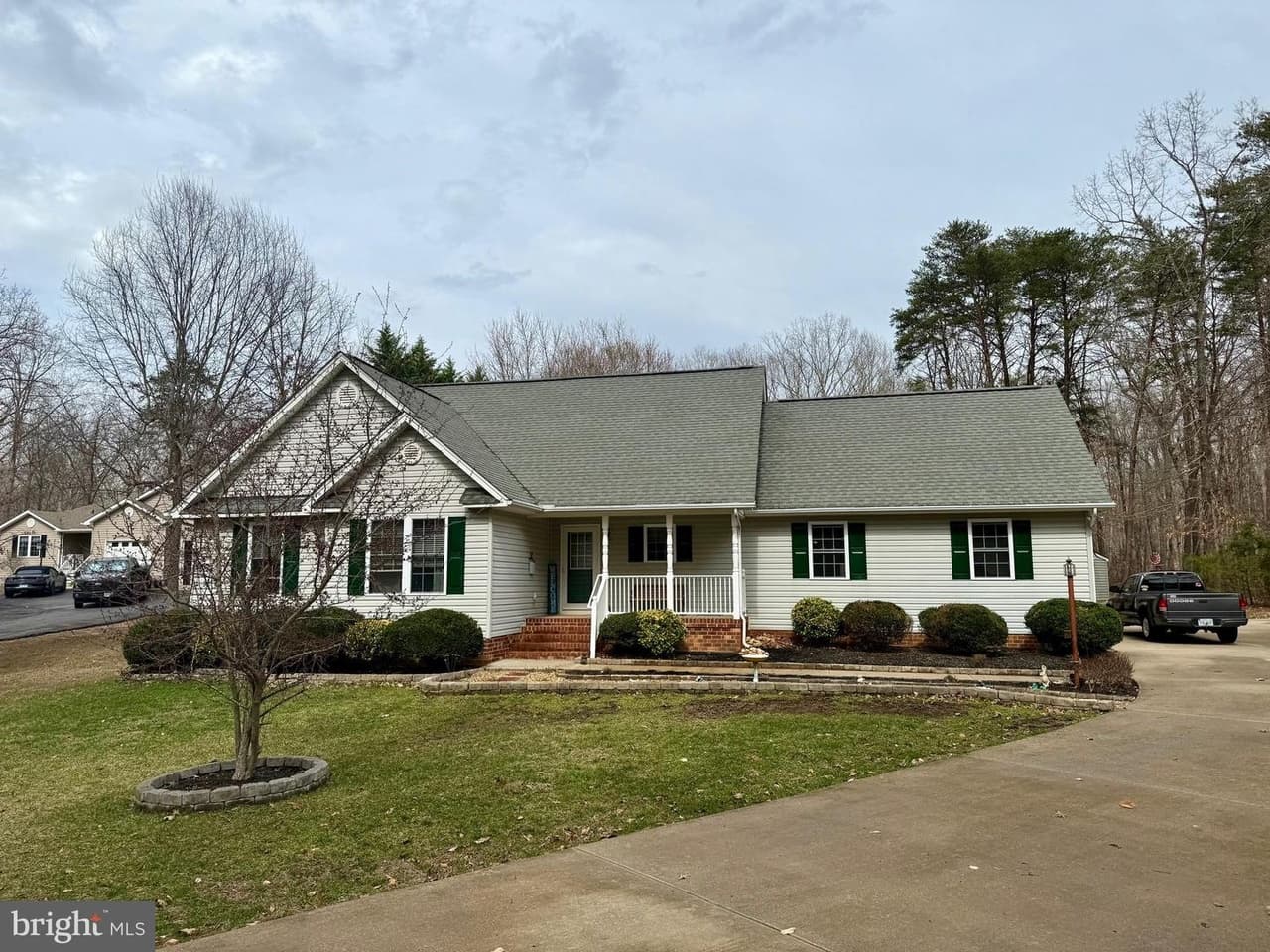 2513 Lakeside Woods - Photo 1