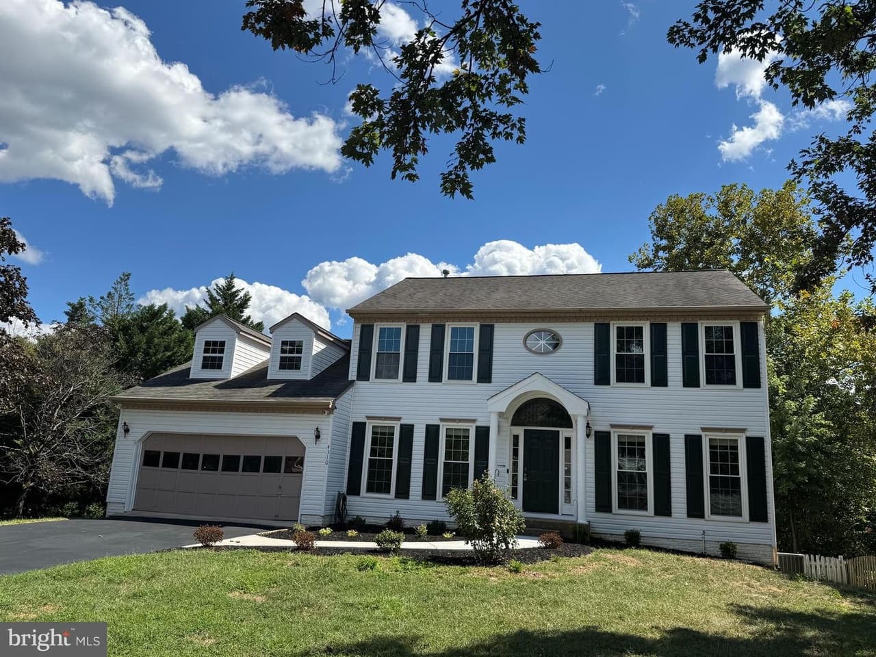 4310 Essex - Photo 1