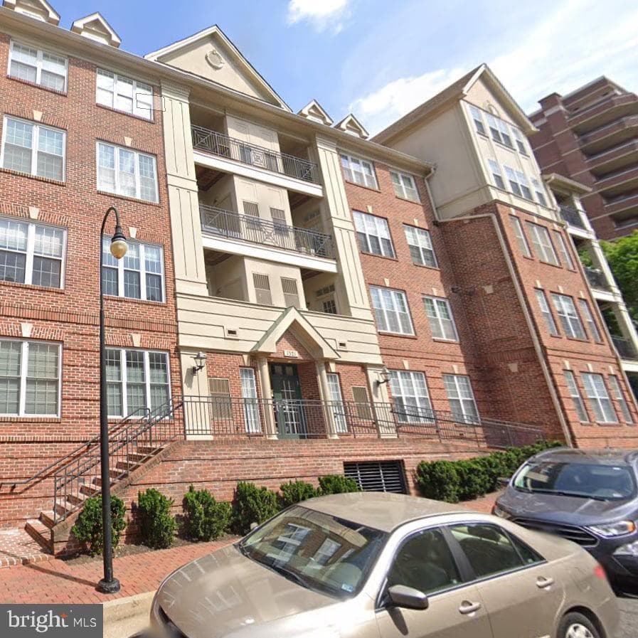 1321 N Adams Unit#204 - Photo 1