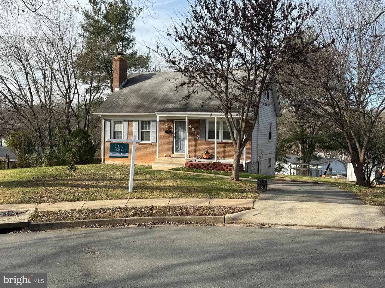 4542 Kingston - Photo 1