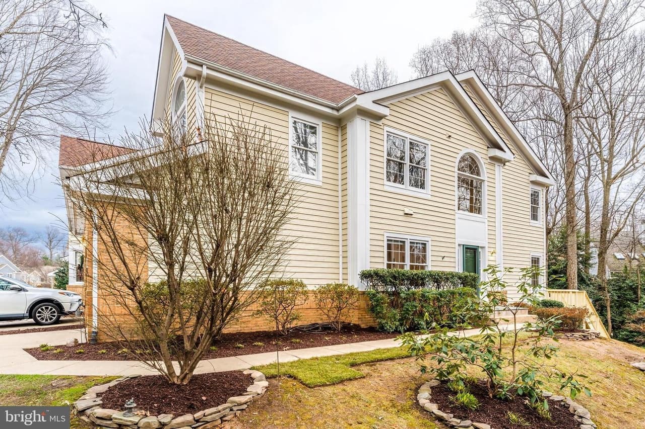 1257 Woodbrook - Photo 1