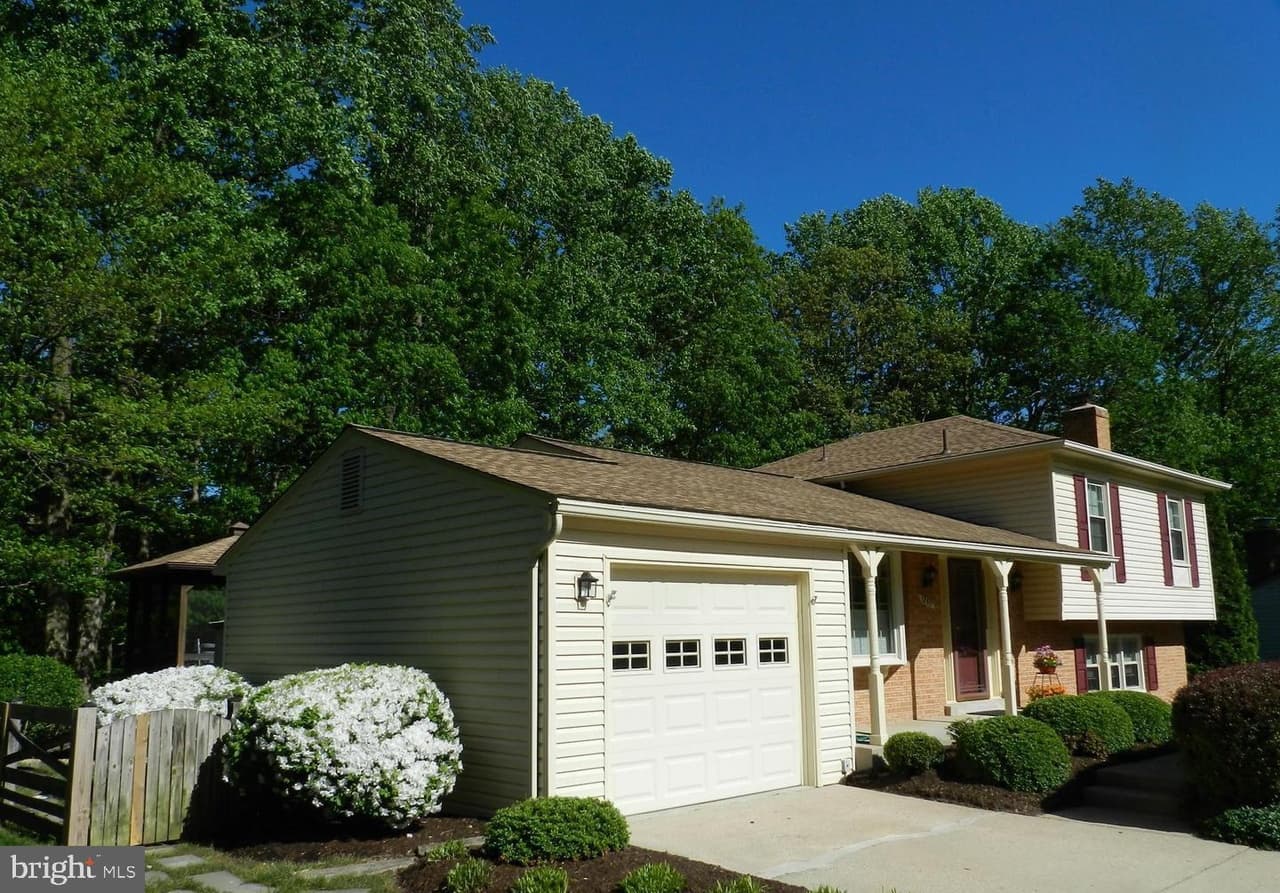12517 Hedges Run - Photo 1
