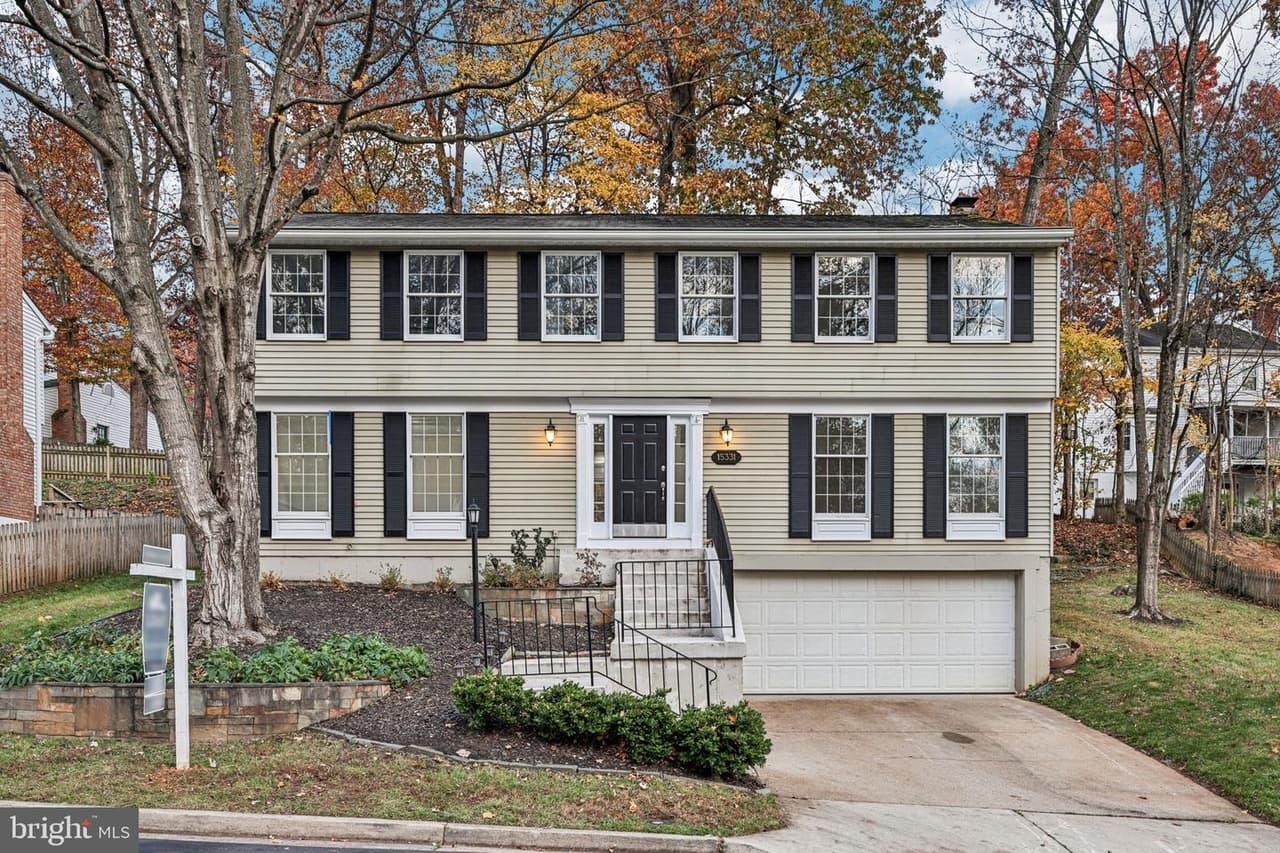 15331 Edgehill - Photo 1
