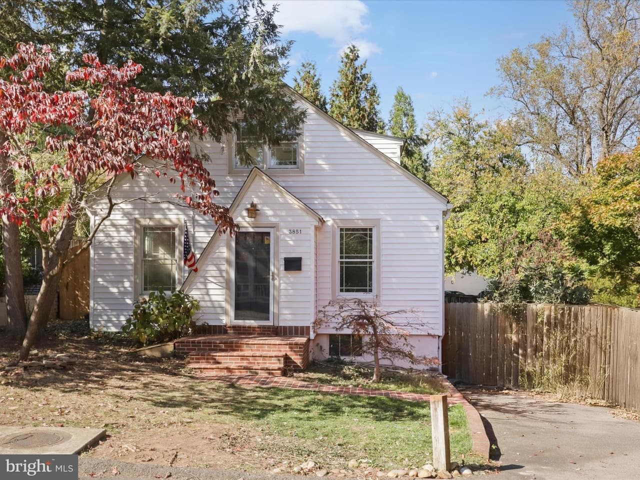 3851 2Nd - Photo 1