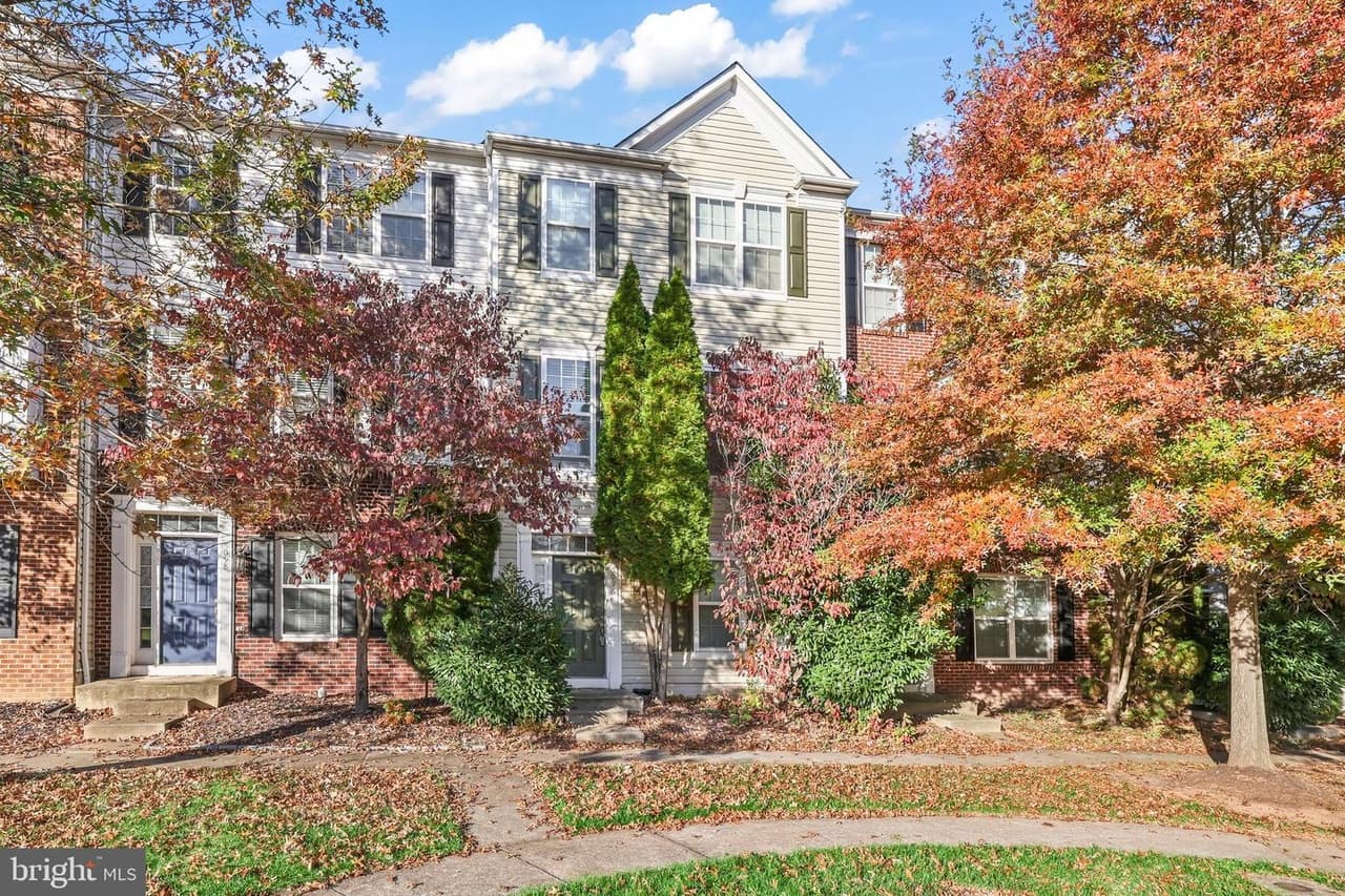 5096 Village Fountain - Photo 1