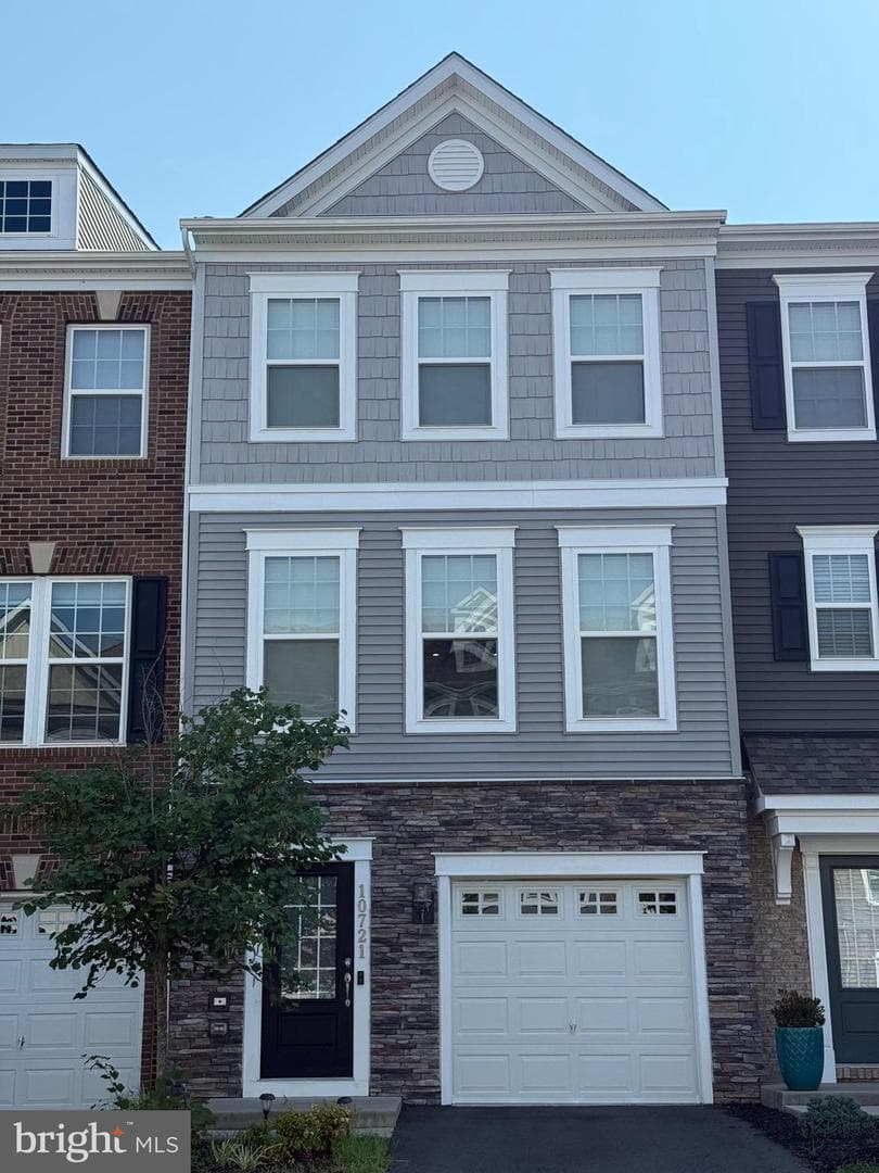 10721 Shadewell Spring - Photo 1