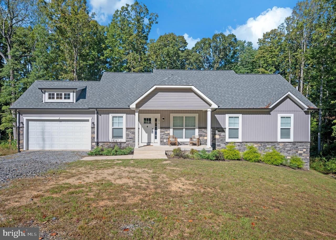 10914 Thiel - Photo 1