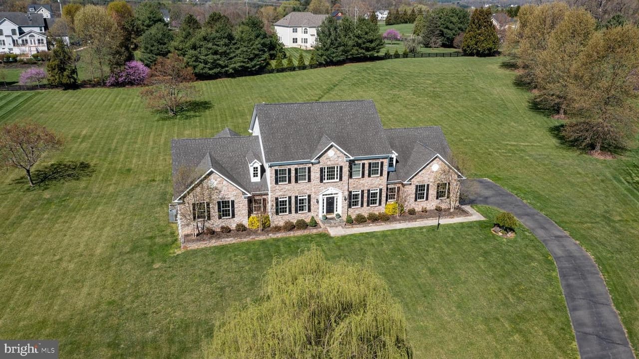 16516 Goldencrest - Photo 1