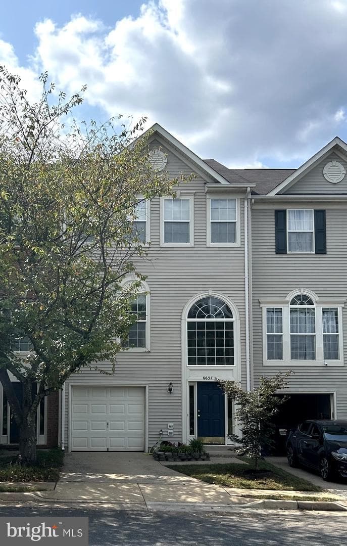 6637 Roderick - Photo 1