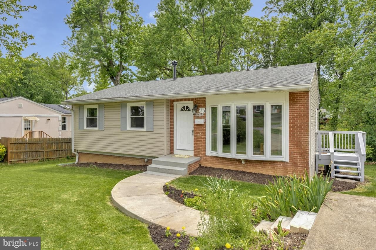 4613 Tipton - Photo 1