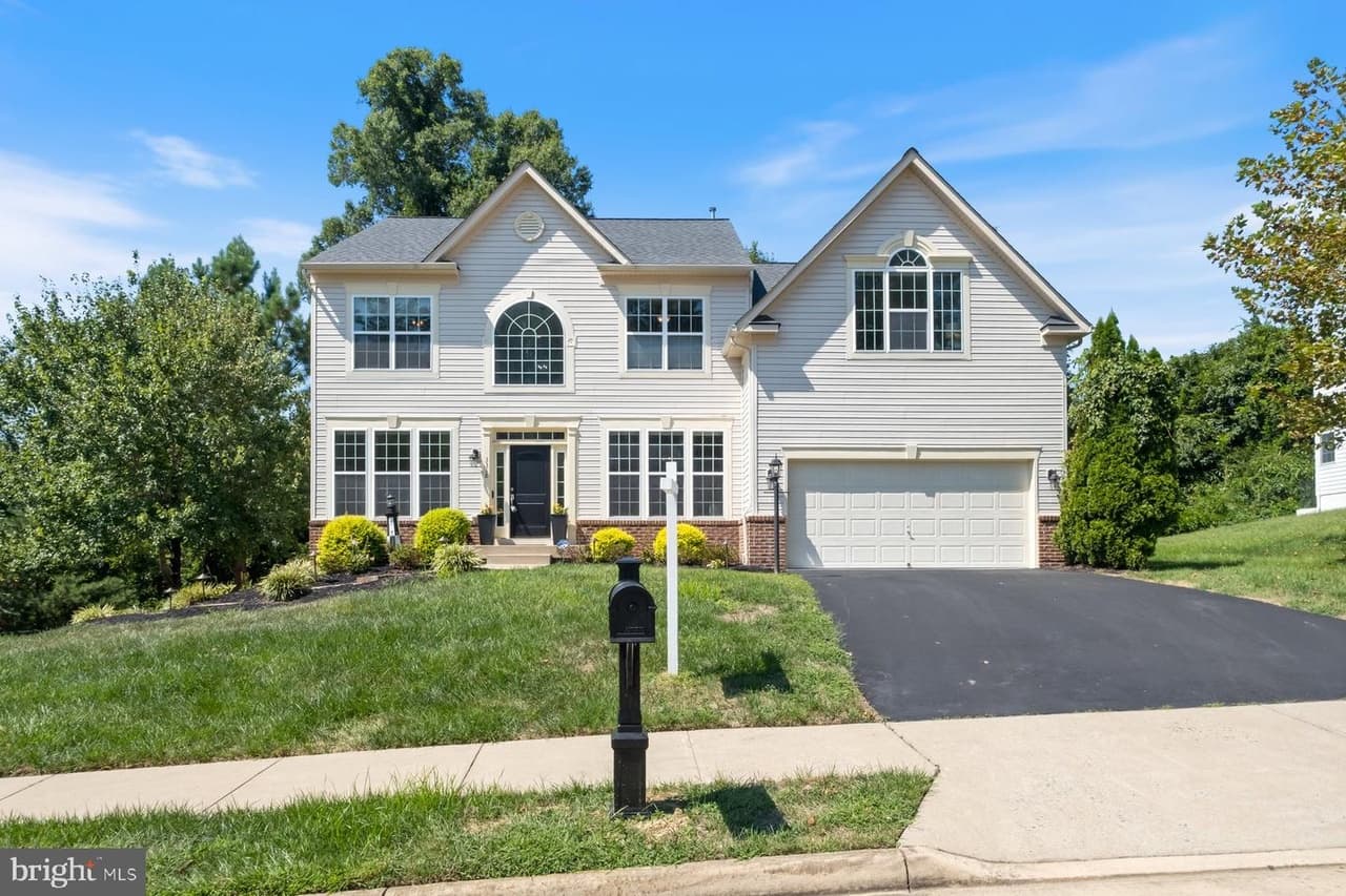 3318 Barnetts Crossing - Photo 1