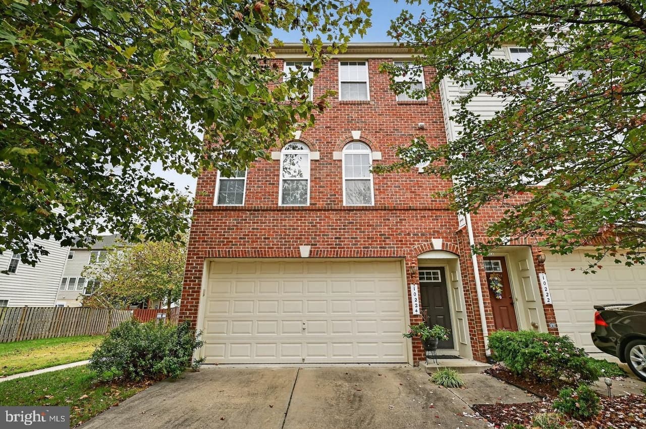 10224 Fountain - Photo 1
