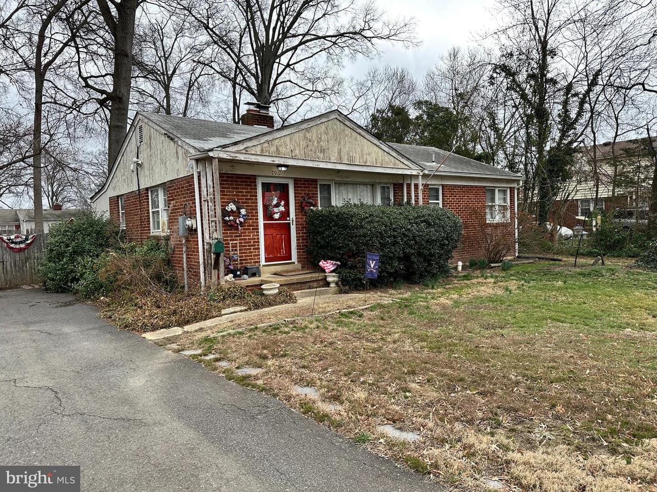 7911 Martha Washington - Photo 1