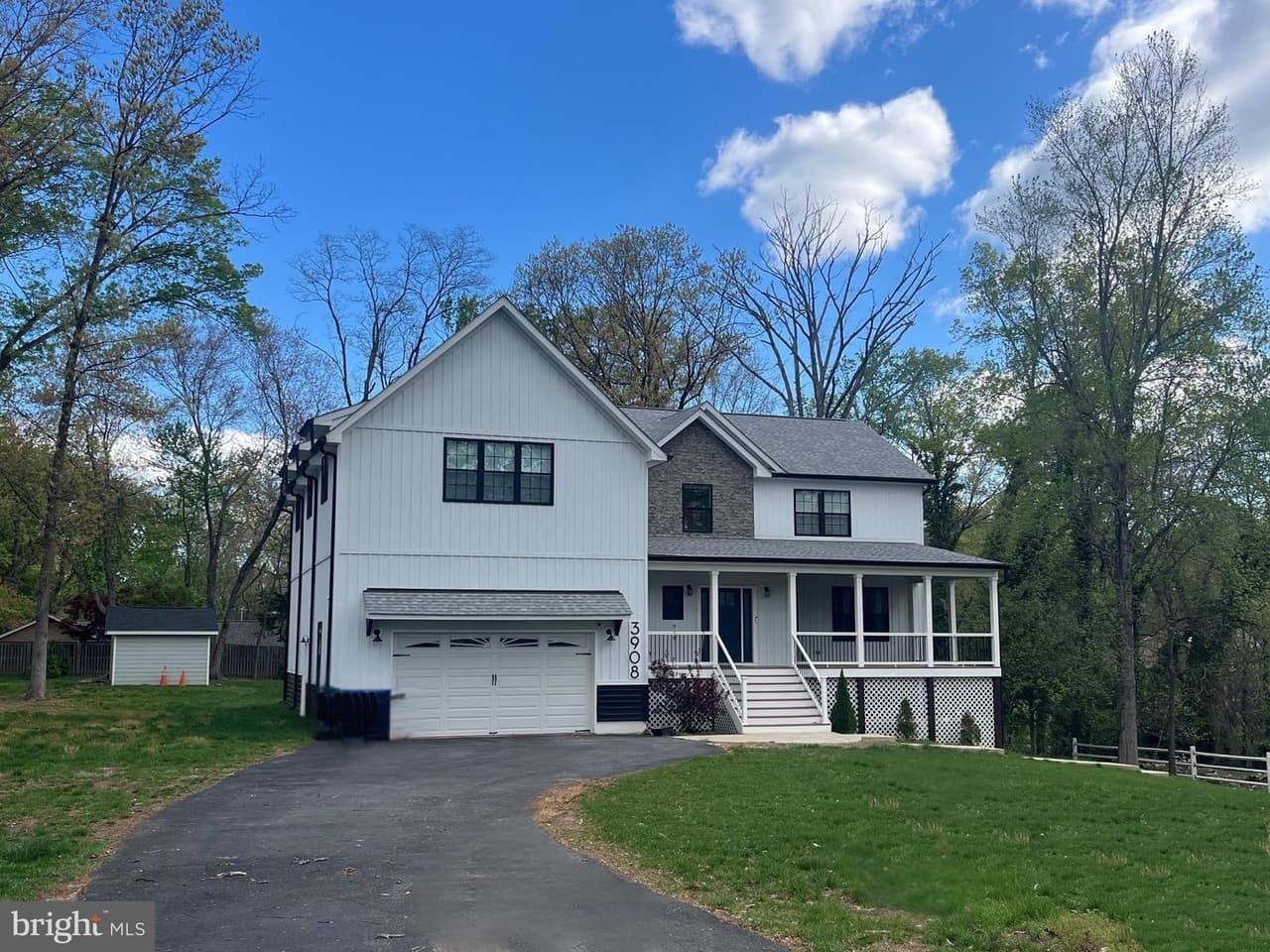 3908 Woodley - Photo 1