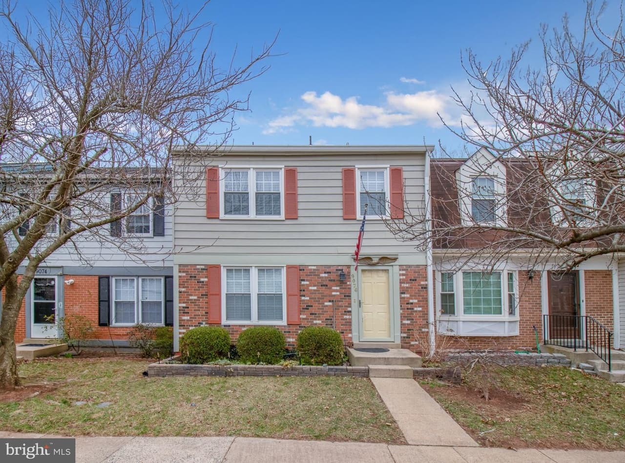 9076 Reynolds - Photo 1