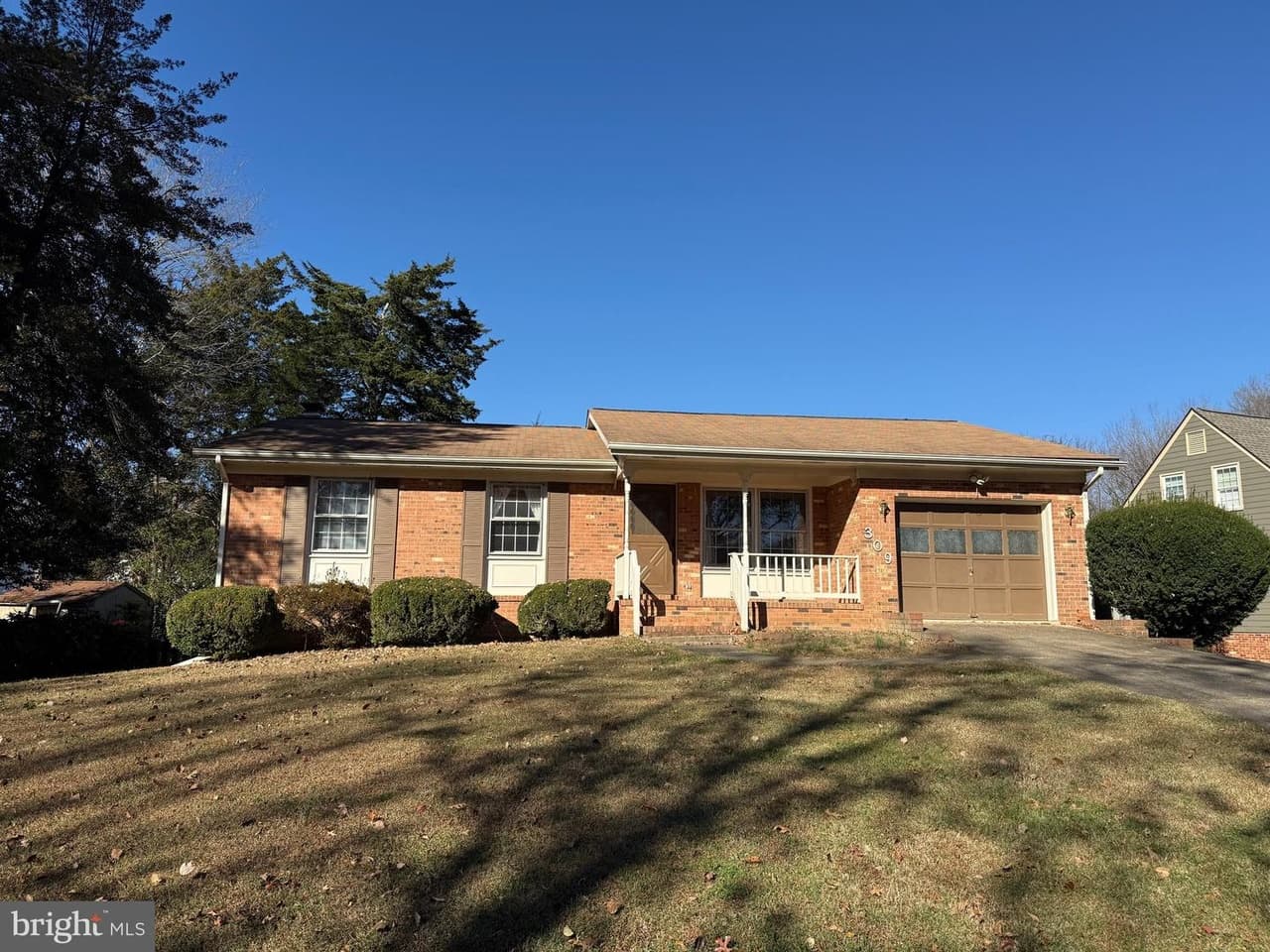 309 Laurel - Photo 1