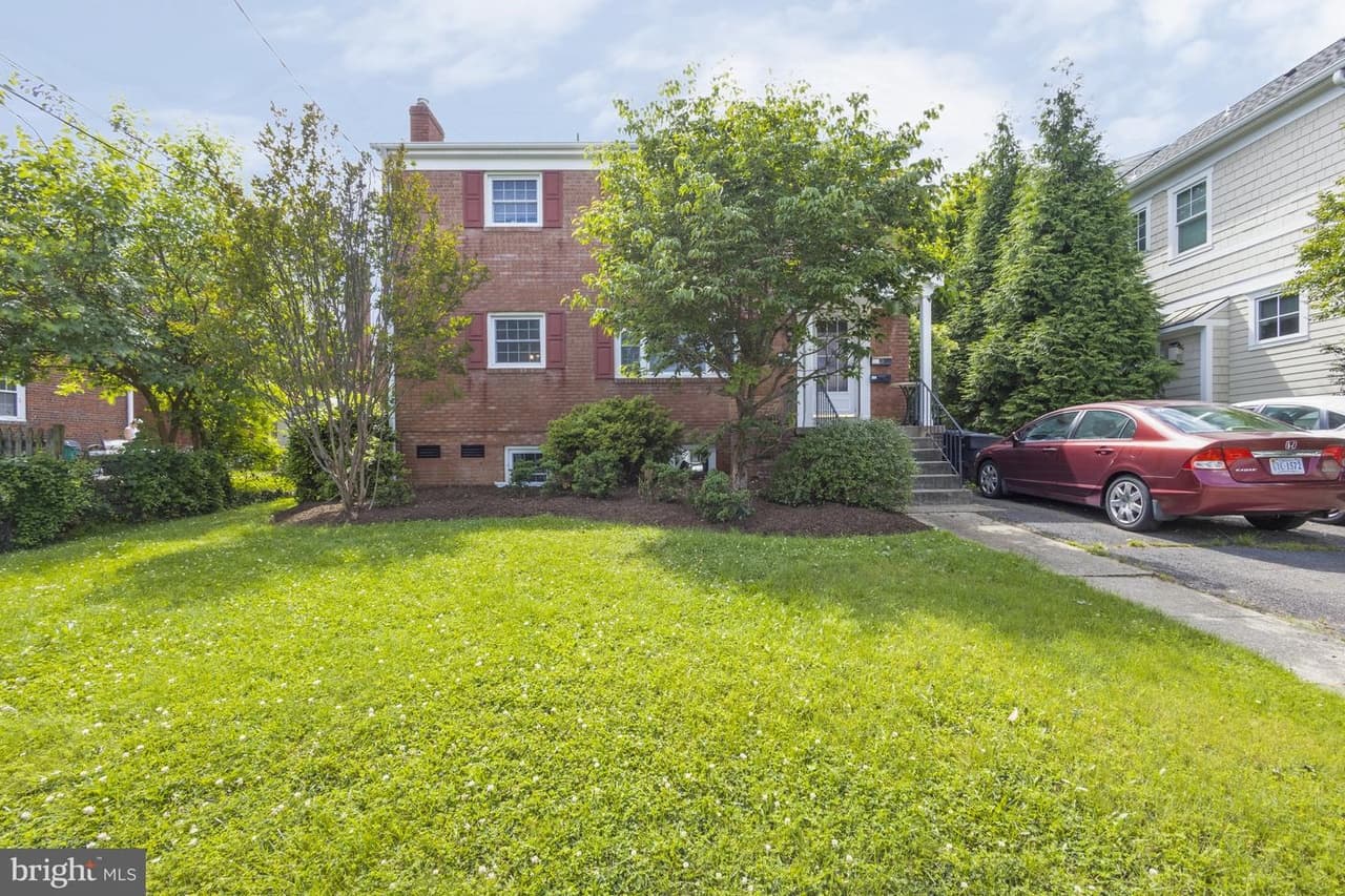 706 N Cleveland - Photo 1