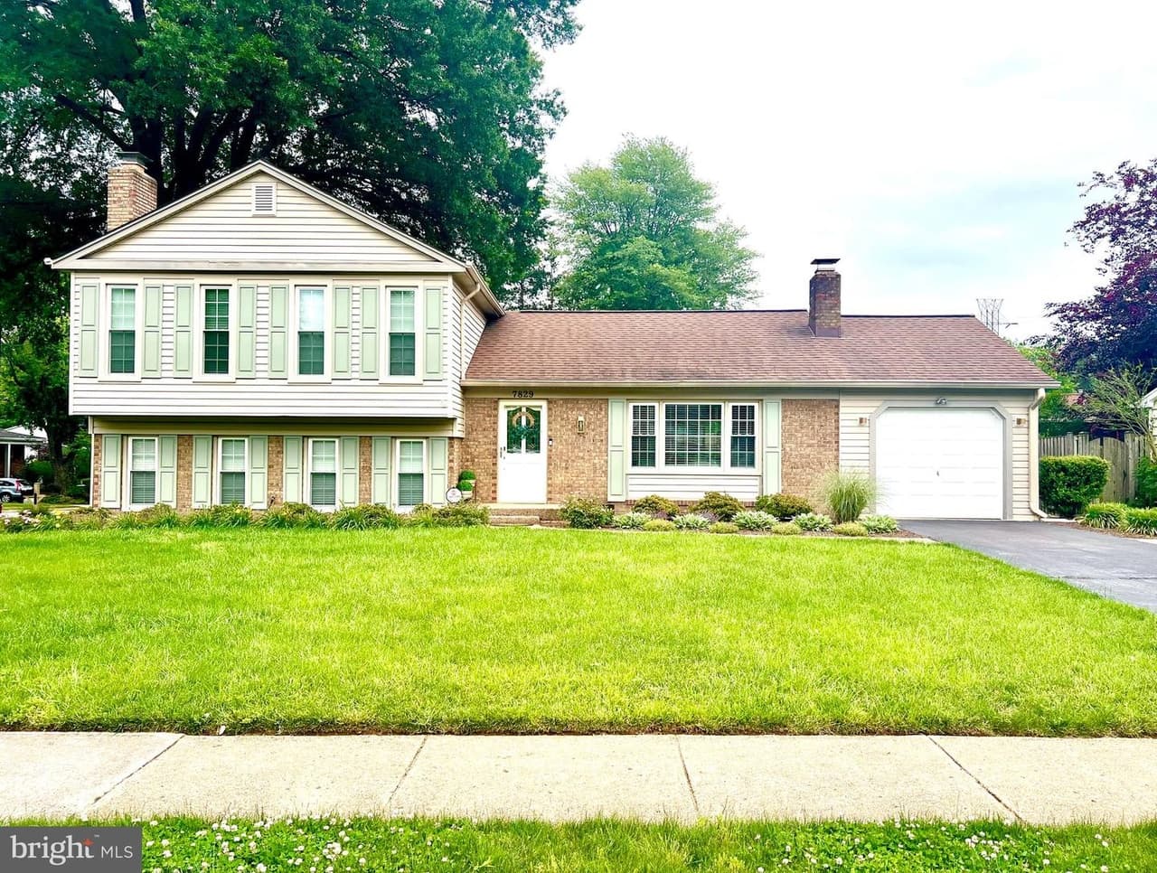7829 Welch - Photo 1