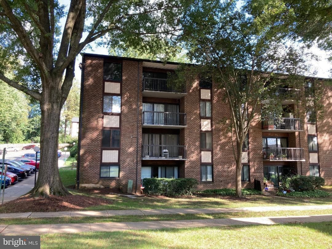 9708 Kingsbridge Unit#303 - Photo 1