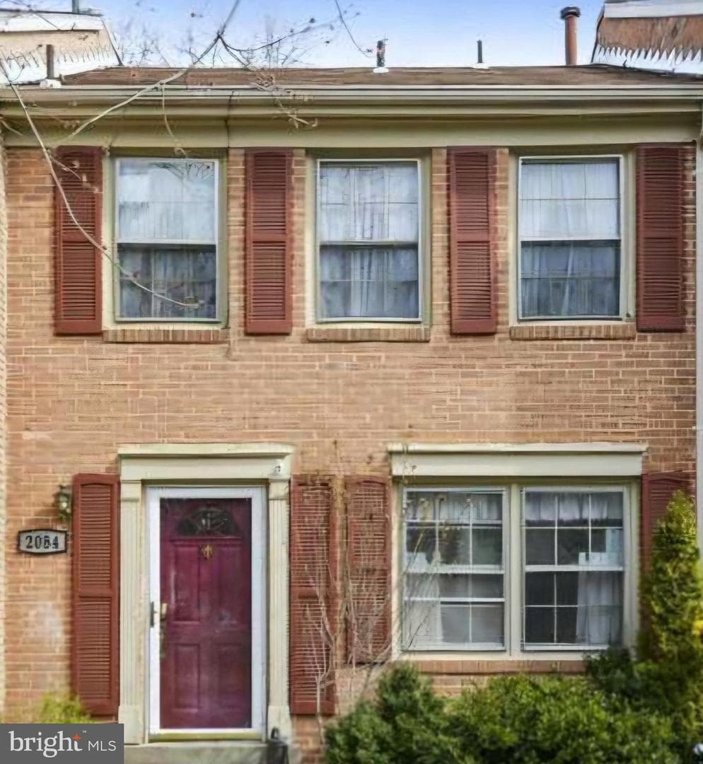 2084 Mayflower - Photo 1