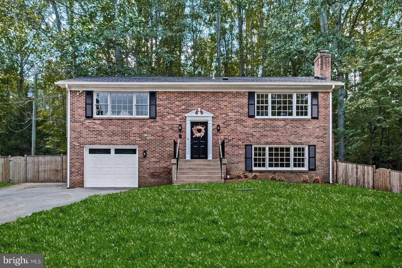1655 Garrisonville - Photo 1