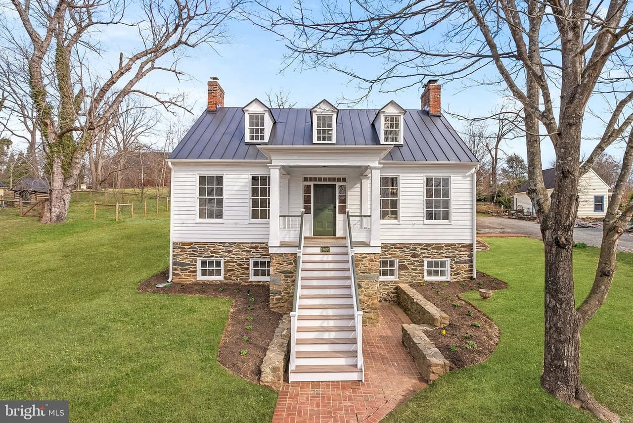 15570 Second - Photo 1