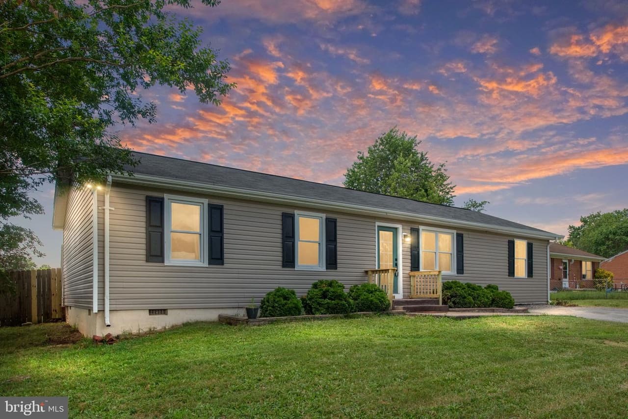 2111 Kaiser - Photo 1